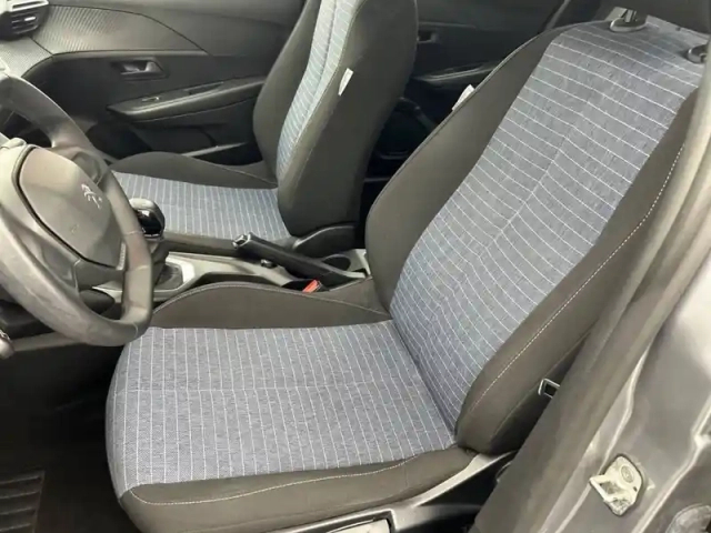Peugeot 208 puretech 75 s&amp;s bvm5 — photo 33