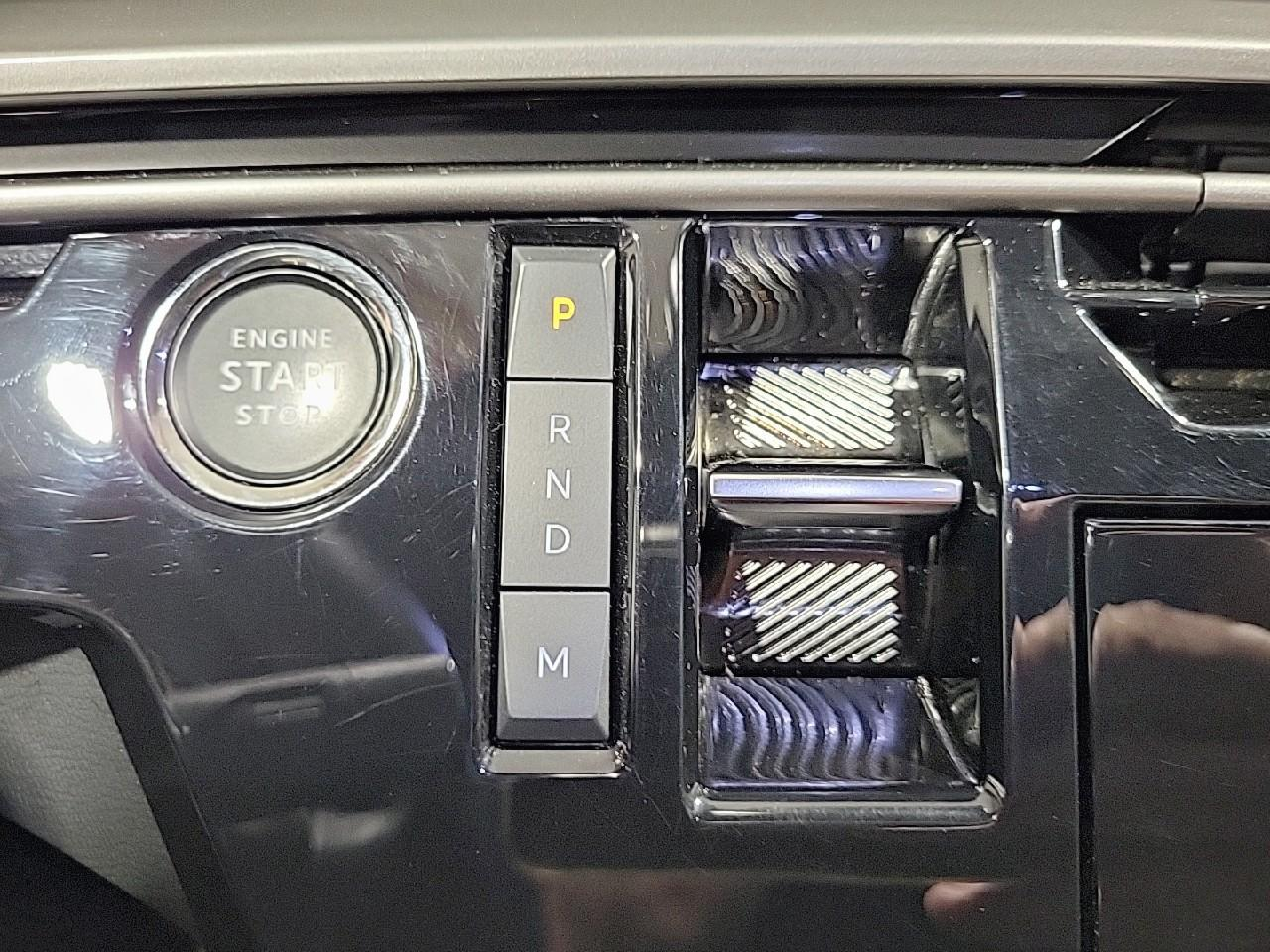 Peugeot 5008 hybrid 145 ch e-dcs6 allure — photo 17