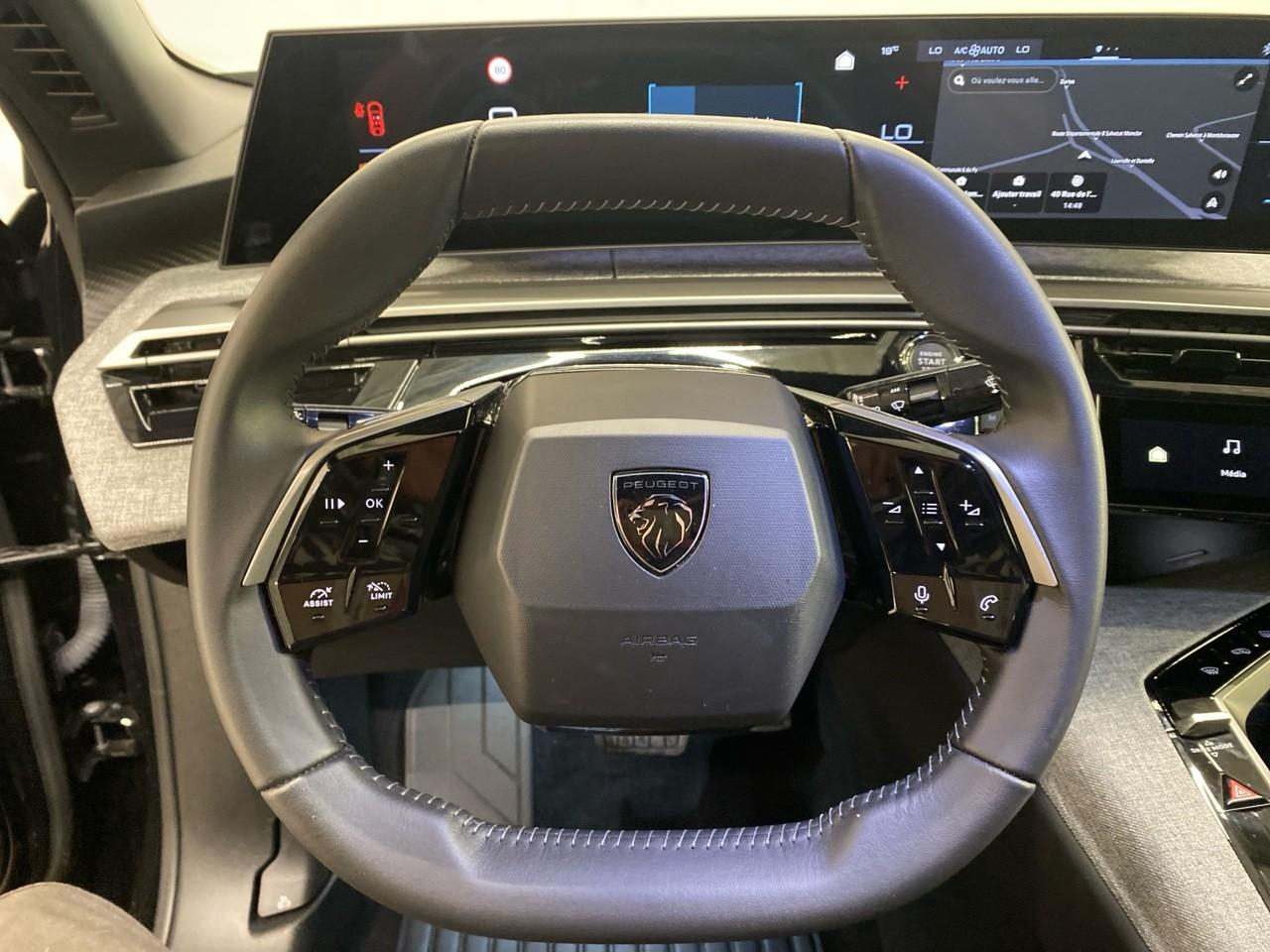 Peugeot 3008 hybrid 145 e-dcs6 allure — photo 17