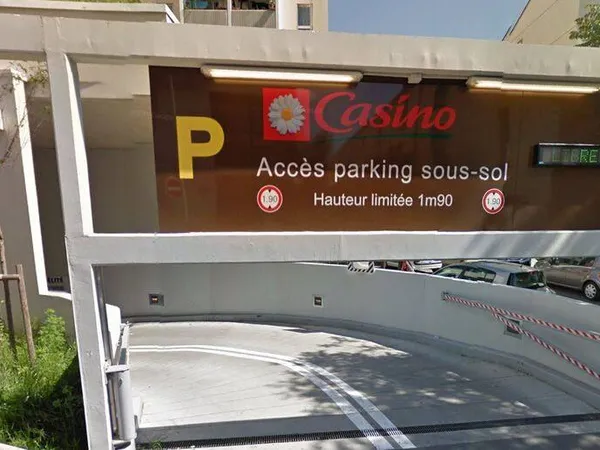 Parking 10 m²
