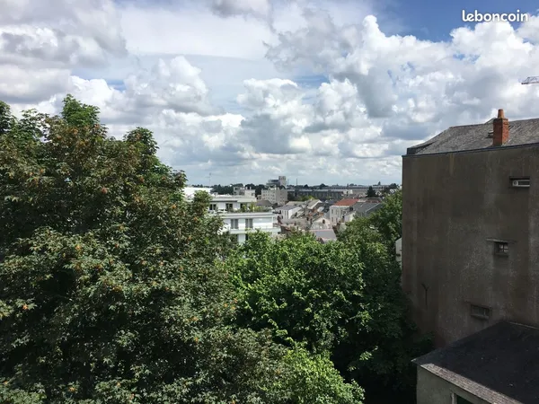 T2 au calme - lumineux avec vue sur la nature