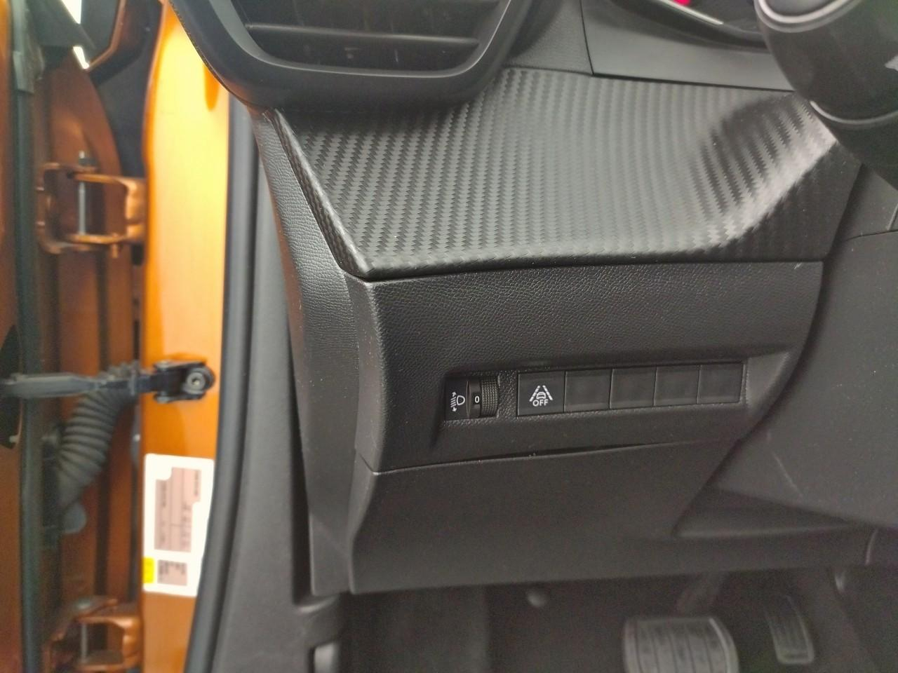 Peugeot 2008 puretech 130 s&s eat8 style — photo 22
