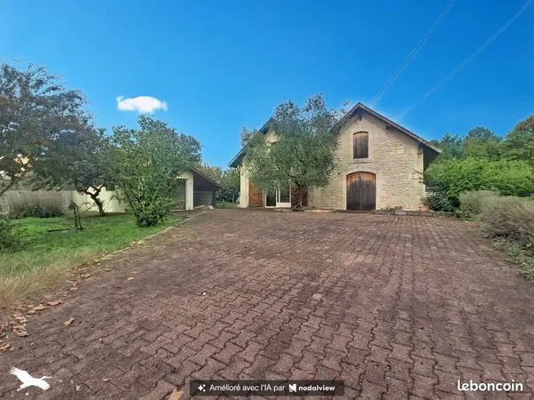 Maison 6 pièces 208 m²