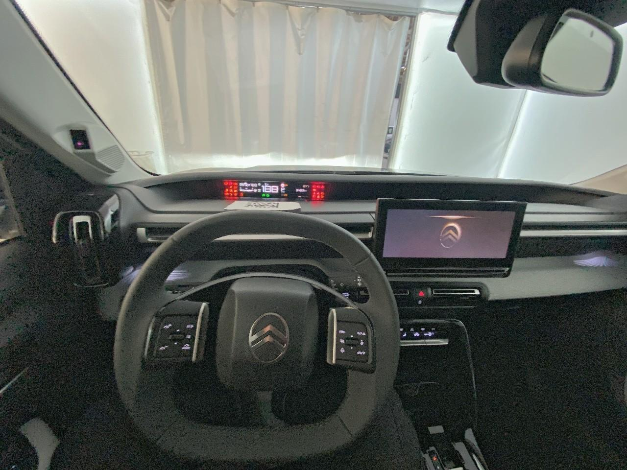 Citroën C3 Aircross hybride 145 ch aut max — photo 12