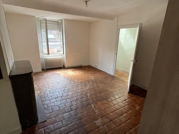 Duplex 100m2 à refaire