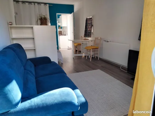 Studio 30 m2 calme avec jardinet
