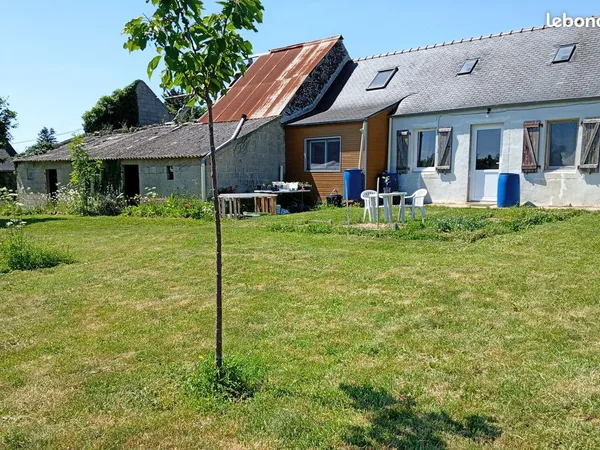 Maison avec dépendances - Cadre paisible