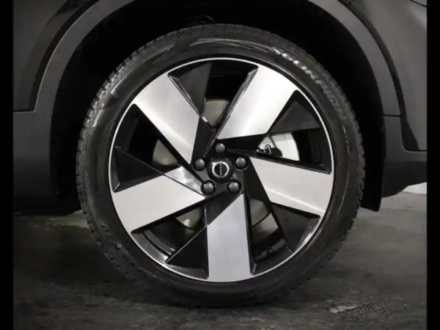 Volvo C40 recharge extended range 252ch plus — photo 6