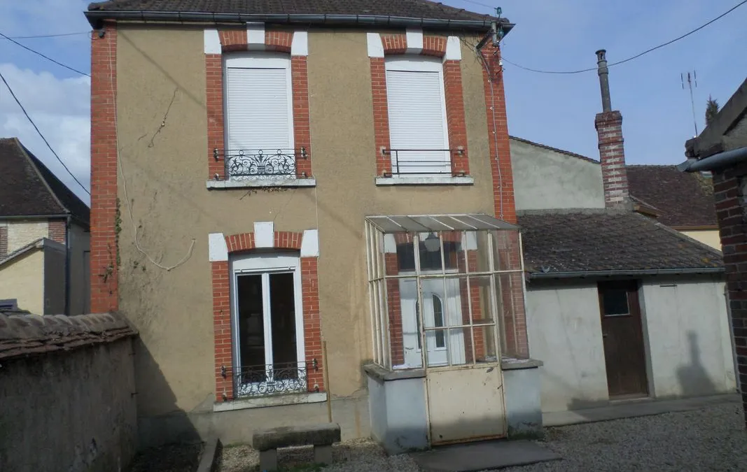 Photo 1