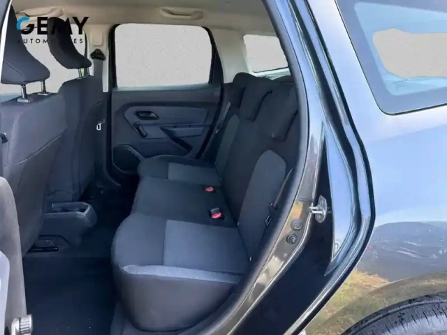 Dacia Duster eco-g 100 4x2 — photo 10
