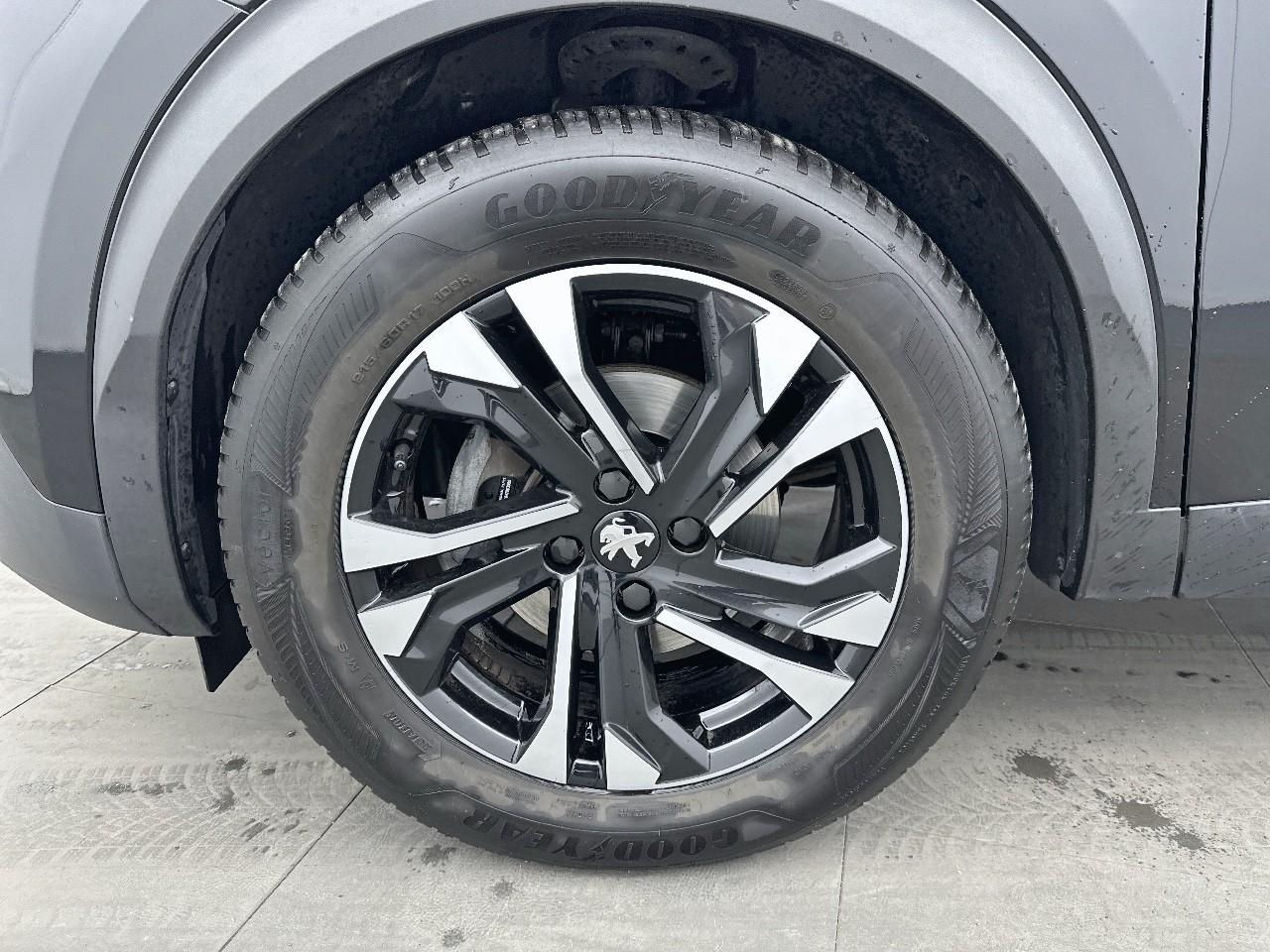 Peugeot 2008 puretech 130 s&s bvm6 roadtrip — photo 14