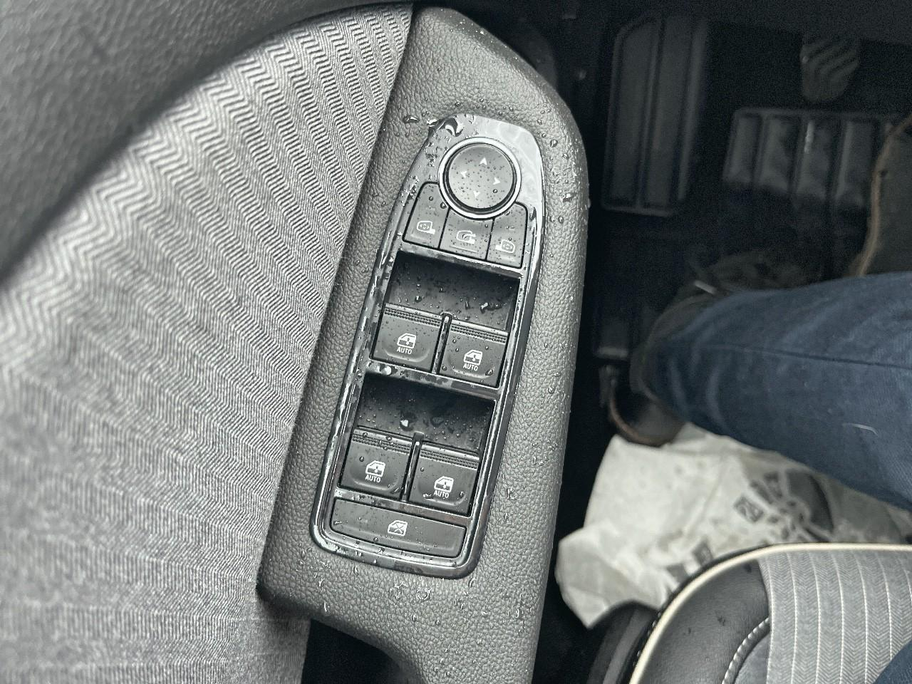 Renault Clio tce 90 ch gsr2 techno — photo 7
