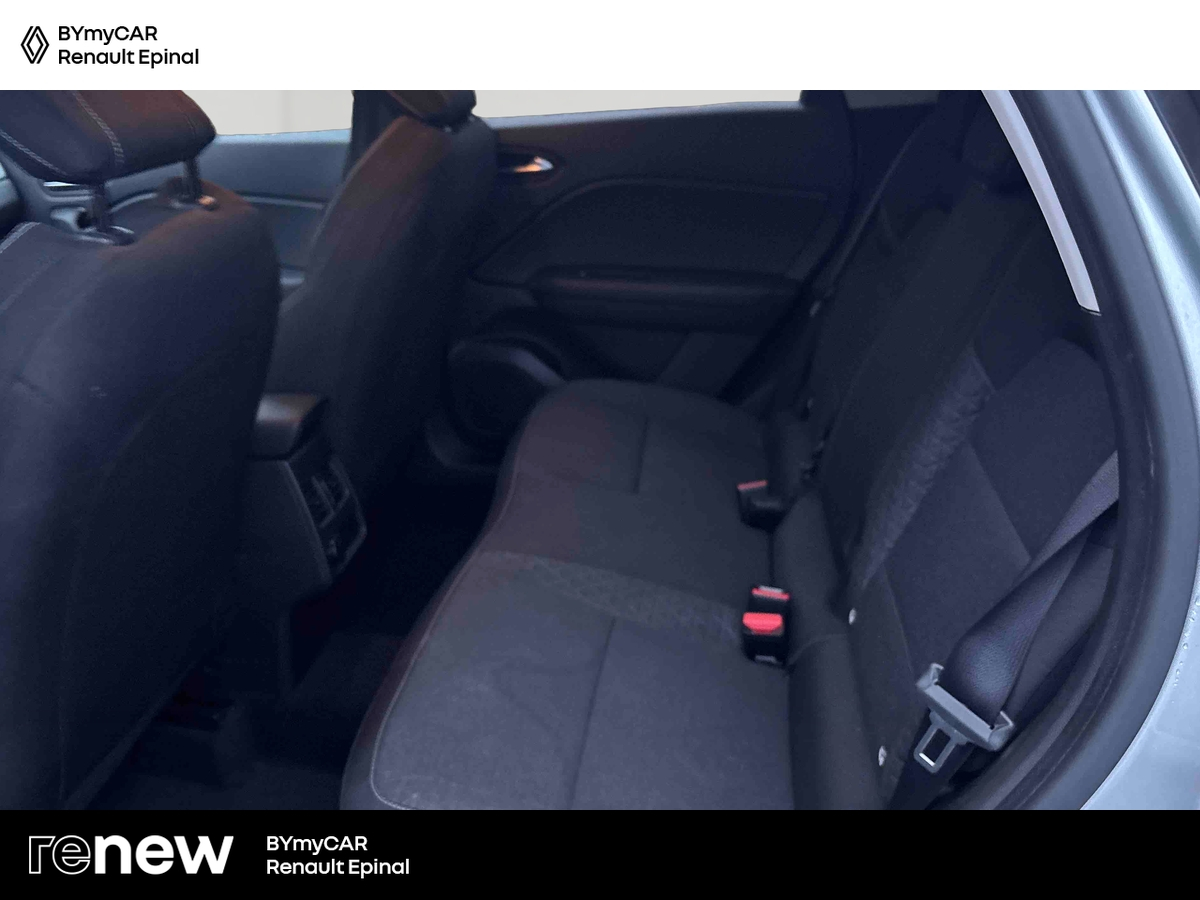 Renault Captur TCe 90 — photo 12