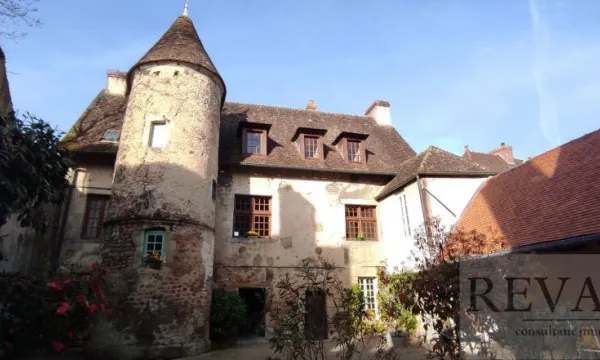 Propriété 10 pièces 270 m²