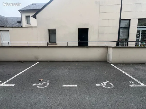 Grand Parking PMR Saran - résidence Grd Place