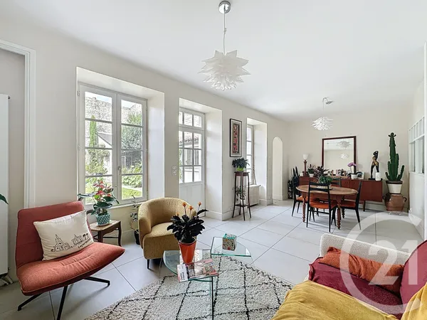 Maison 7 pièces 138 m²