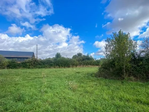 Terrain 547 m²