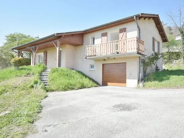Maison 3 pièces 90 m²