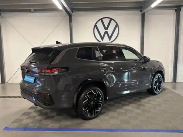 Volkswagen Tayron 1.5 ehybrid 272ch r-line dsg6 5 places — photo 2