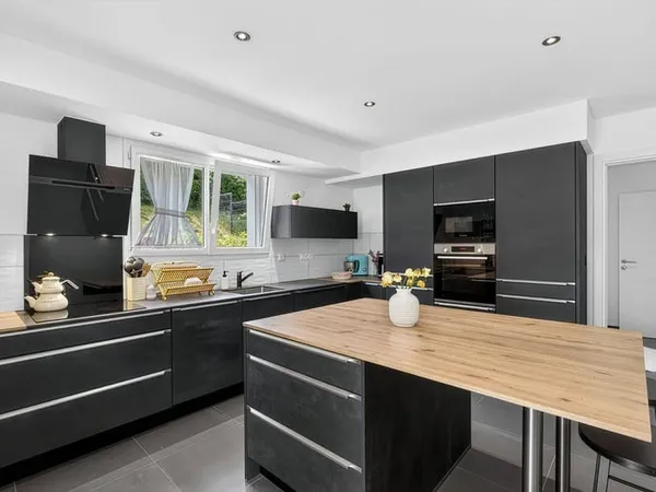 Maison 4 pièces 105 m²