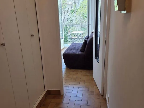 Studio 1 pièce 19 m²