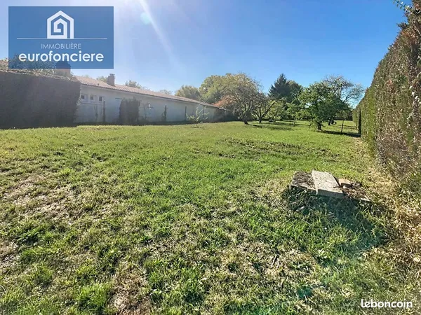 Terrain 939 m² SAINT BENOIST SUR VANNE