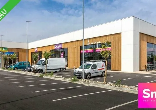 Local commercial 403 m²