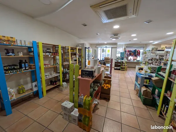 LOCAL COMMERCIAL CENTRE VILLE 150 m2