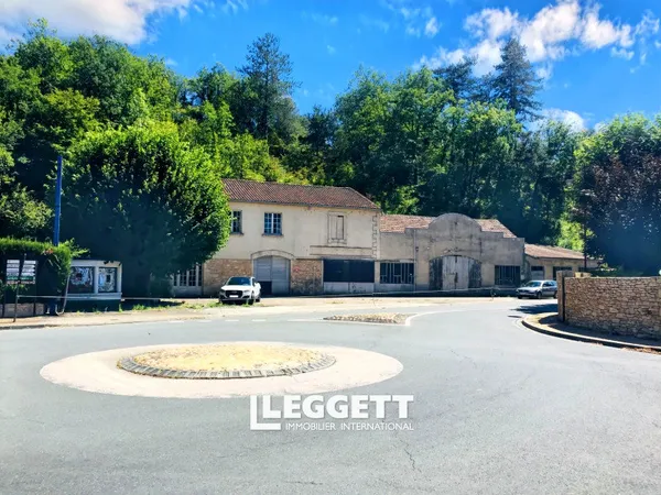 Boutique NaN pièce(s), LES EYZIES