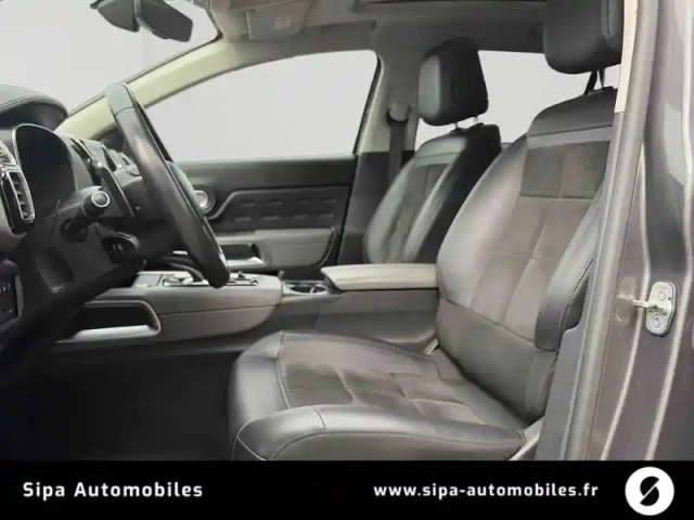 Citroën C5 Aircross hybride rechargeable 225 e-eat8 — photo 9