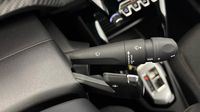 Peugeot 208 1.2 Hybrid 110ch Style e-DCS6 — photo 24