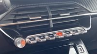 Peugeot 208 Allure PureTech 100 S S BVM6 — photo 15