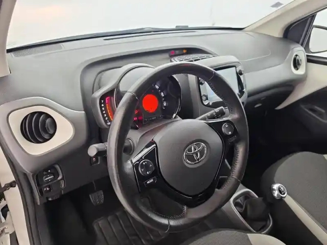 Toyota Aygo 1.0 vvt-i — photo 62