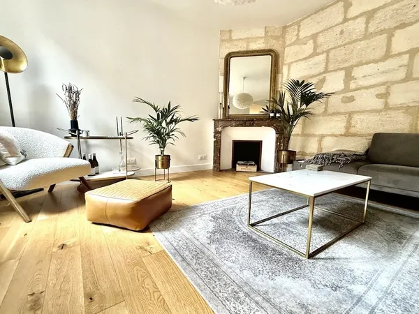 Vends appartement 61m² Chartrons, duplex avec 2 chambres