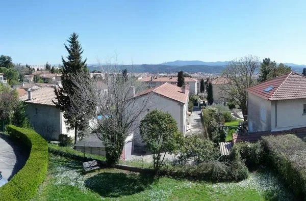 Particulier loue T3 - Aix en Provence nord 56 m² - Vue panoramique