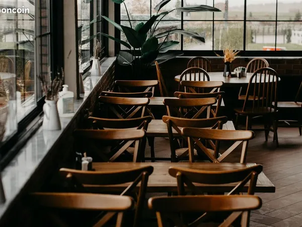 Restaurant 132 m² CLICHY LA GARENNE