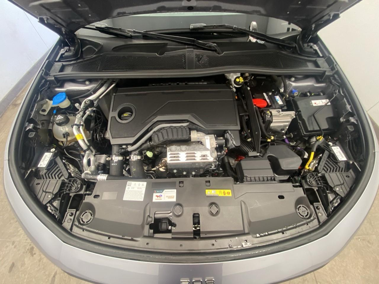 Peugeot 308 hybrid 145 e-dcs6 allure — photo 14