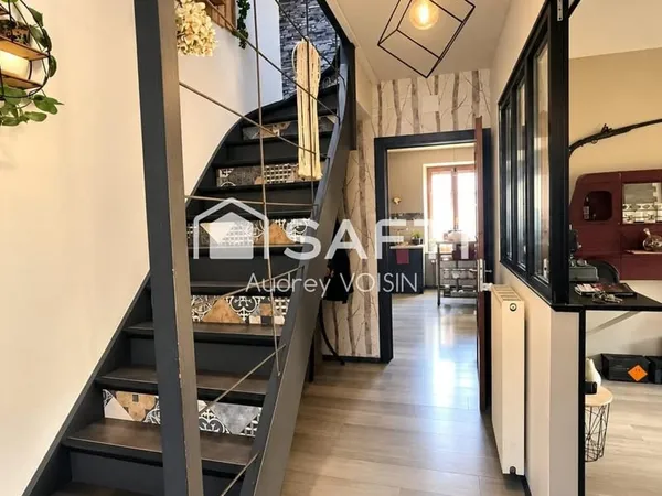 BELLE MAISON FAMILIALE