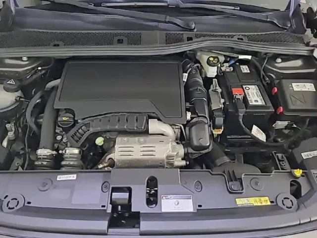 Peugeot 208 puretech 100 s&amp;s eat8 — photo 37
