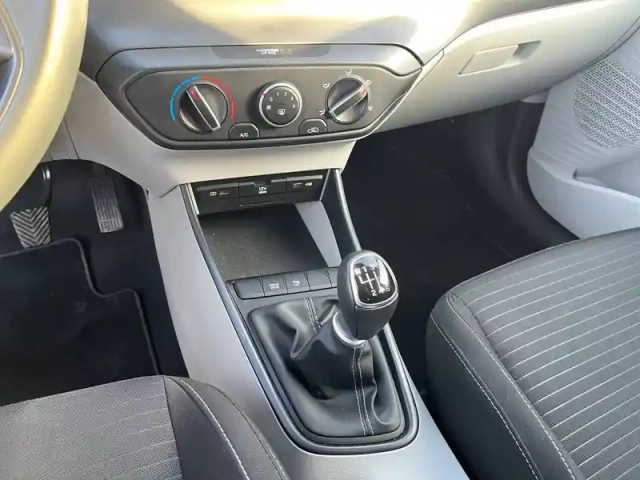 Hyundai I20 1.0 t-gdi 100 hybrid 48v — photo 95
