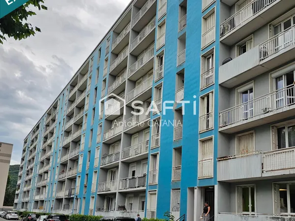 Sassenage - Appartement spacieux T4 de 75m².