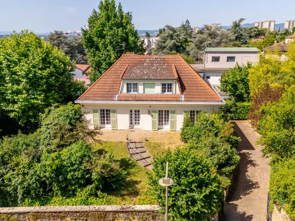 Maison 7 pièces 110 m²