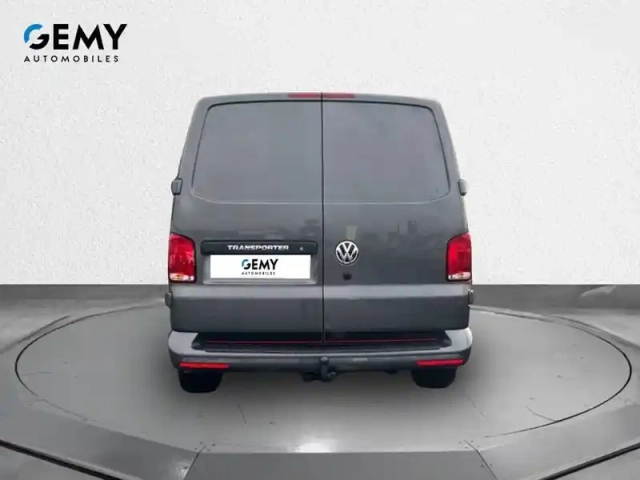 Volkswagen Transporter 6.1 van l1h1 2.0 tdi 204 dsg7 — photo 5