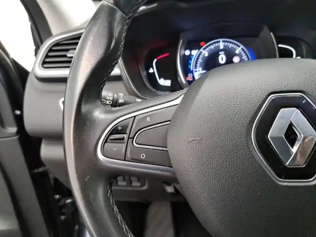 Renault Kadjar blue dci 115 edc — photo 31