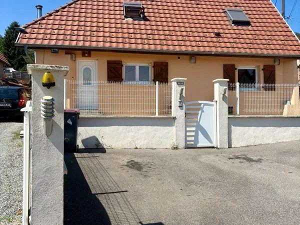 Maison familiale avec jardin