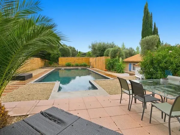 Maison de 6 pièces de 160 m² à Sanary-sur-Mer