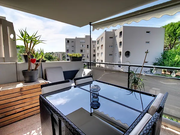 A VENDRE EN EXCLUSIVITÉ à DRAGUIGNAN - Appartement 3 pièces 58 m² avec terrasse dans résidence sécur