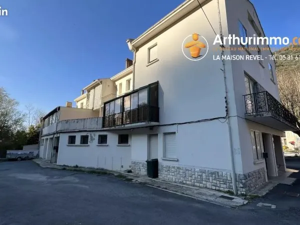 Appartement 9 pièces 219 m²