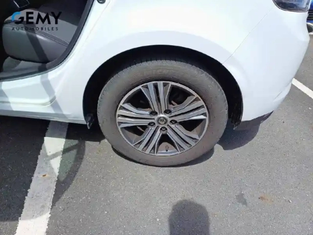 Renault Megane iv berline blue dci 115 edc — photo 11