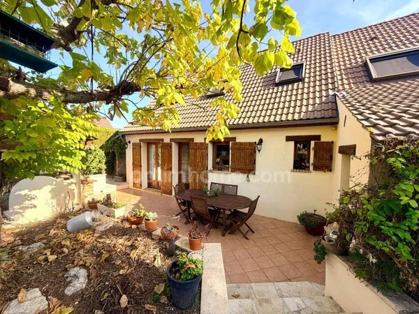 Maison 6 pièces 140 m²